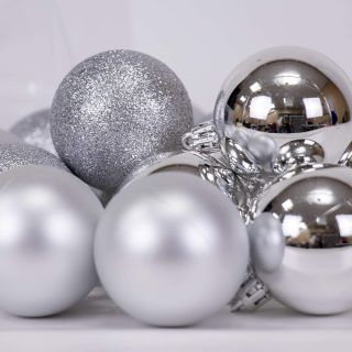 Bolas de Navidad Multicolor, Plata 16 Unidades de 5 CM, para Decoración de Árbol de Navidad, para Vacaciones, Bodas, Fiestas, Decoración de Regalos, Dorado, Varios tamaños (16 pcs, Plata)       