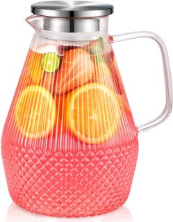 Jarra de vidrio grande con tapa y canalón, resistente al calor ideal para todo tipo de bebidas frías y calientes. Incluye cepillo para fácil limpieza y diseño perfecto para guardar en la nevera